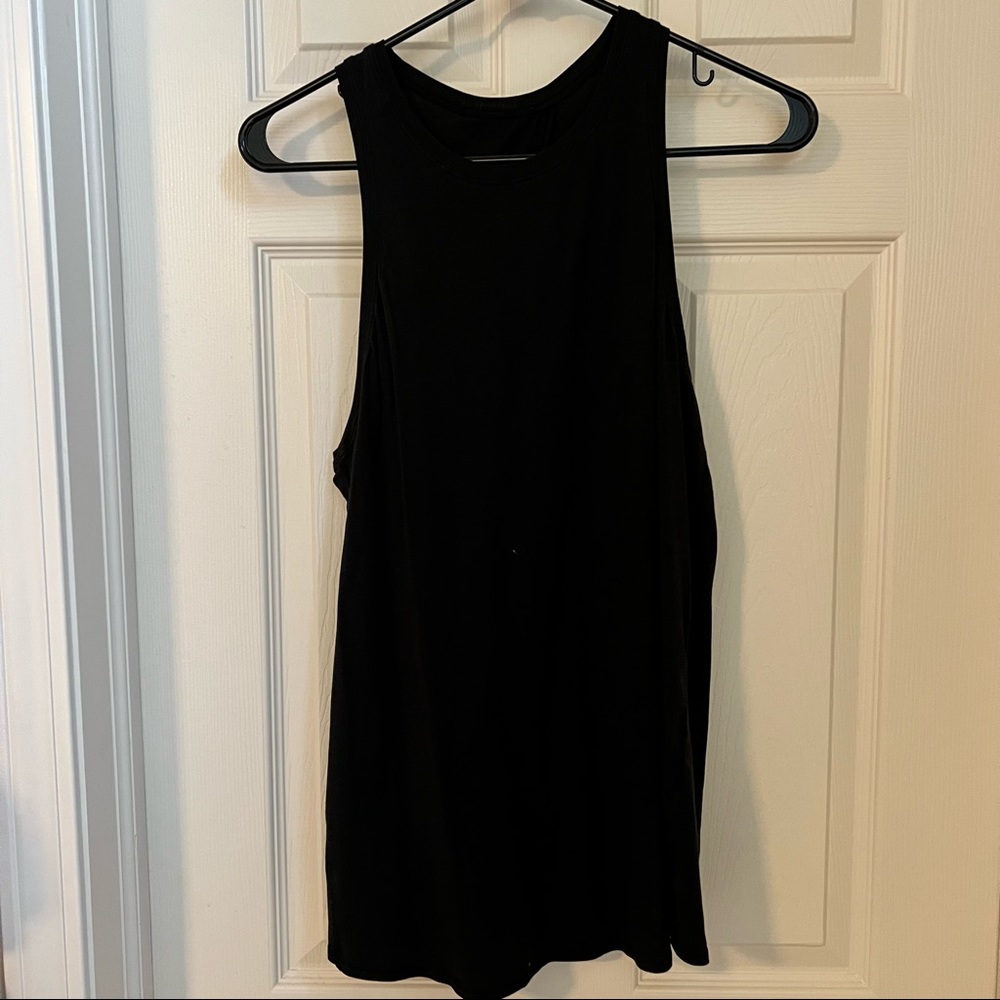 Lululemon All tied up tank top size 6 small black